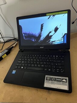 Predám notebook Acer 13,3"Aspire ES 13 na diely - opravu - 2