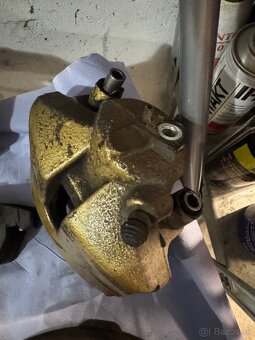 Brzdové strmene - 2