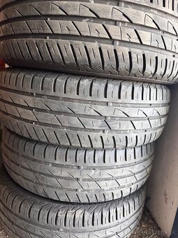 Letne pneu 195/65 r15 - 2