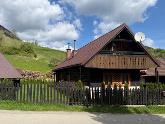 Chalupa vedená ako rodinný dom | 660 m2 pozemku | Garáž - 2