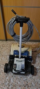 Bazenovy vysavac Hayward Shark Vac - 2