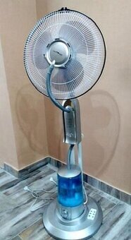 Stojanový ventilátor so zvlhčovačom vzduchu ako vodná para - 2