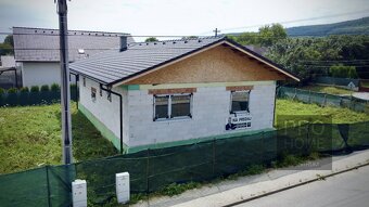 4 izbový bungalov Ostrovany - 2