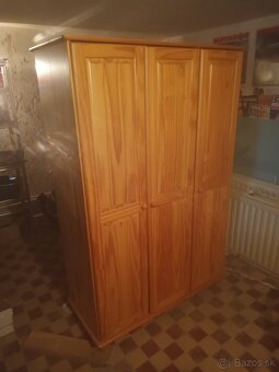 Skriňa smrek, masív. - 2