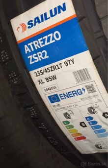 Nove pneu 235/45R17 - 2
