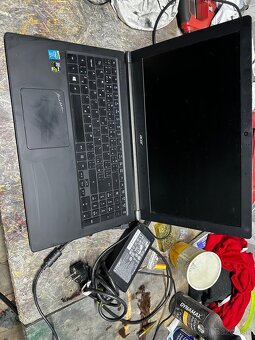 Acer aspire nitro V - 2