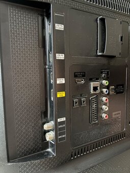 Tel. SAMSUNG UE32H5570SS - 2