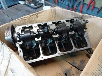 Hlava valcov 1.9tdi PD BSW 77kw - 2
