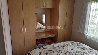 Parádny pozemok s mobilným domom na predaj - 2