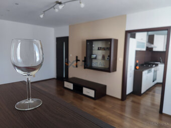  3,5- izbový byt na predaj - CENTRUM Prievidza - 2