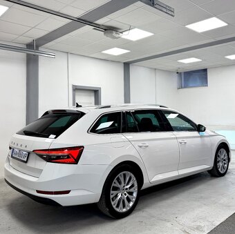 Skoda Superb Premium 2.0TDI Matrix/Webasto/Virtual - 2