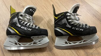 Korcule CCM veľkosť 37,5 - 2