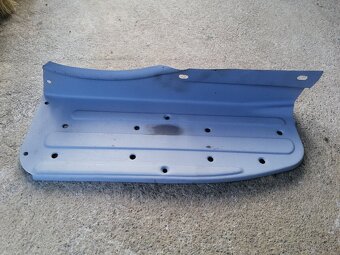 Predám spodný plech na Jawa 20, 05 pionier - 2