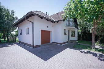 Rodinný dom v obci Rovinka na predaj - 2