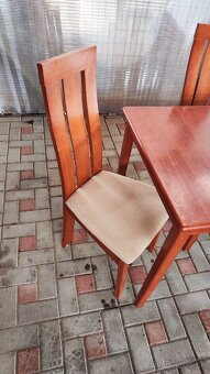 Jedálenský stôl z masívu + 4x stolička - 2