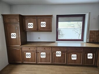 Masívna kuchynská linka z Nemecka so spotrebičmi - 2