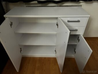 Biela komoda - 2