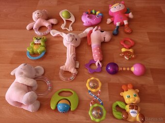 Hrkaly rozne 13 kusov - 2