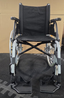 Invalidný vozík s brzdami pre sprievod - 2