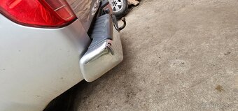 Zadný nárazník - 2