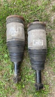 Rozpredam Land Rover Discovery 3 - 2,7 (140KW) - 2