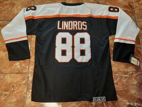 Philadelphia Flyers -  Eric Lindros - 2