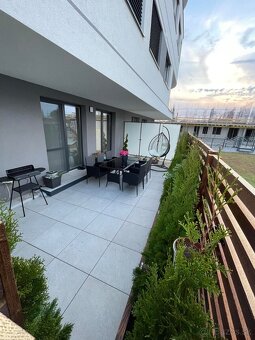 Prenájom Soho I, 2,5 izbový byt+veľká terasa - 2
