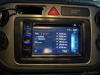 Predám dotykové autorádio android s GPS Bluetooth usb aux - 2