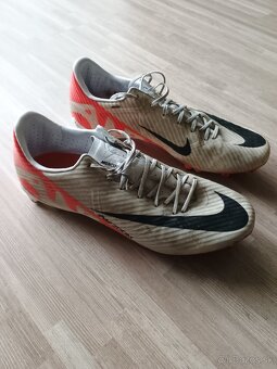 NIKE Mercurial Air Zoom veľ.42,5 - 2