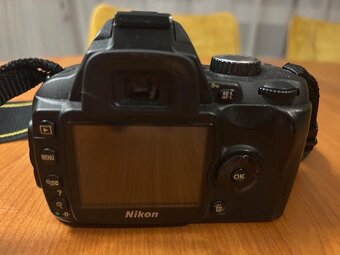 Nikon D60 v TOP stave - 2