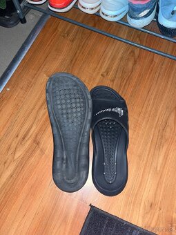 Šľapky Nike - 2