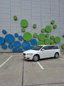 Volvo V50 100kw 2.0D AUTOMAT - 2