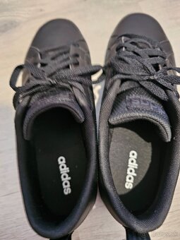 Adidas - 2