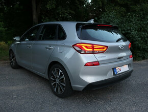 Hyundai i30 2018, full LED, navi, kamera, odpočet-TOP PONUKA - 2