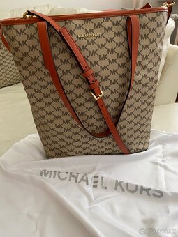 Michael Kors - 2