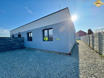Na predaj moderný 4i bungalov v obci Čaňa - 2
