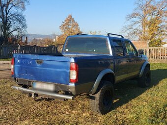 Nissan Navara D22 - 2