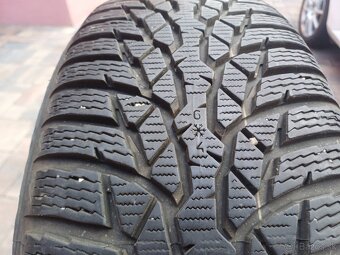 Zimné pneu Nokian 195/60/16-89H - 2