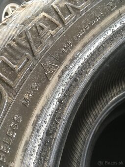 245/65r17 yokohama A/T - 2