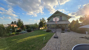 Pekný RD v Leviciach - Ul. Svätý Ján - pozemok 1912 m2 - 2