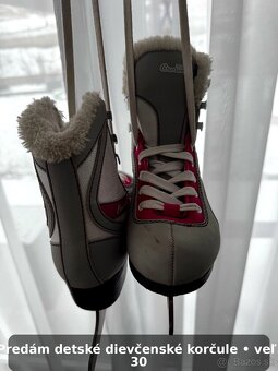 Predám detské dievčenské korčule veľ. 30 - 2