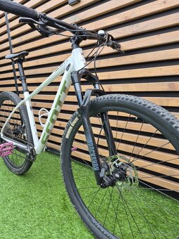 Predám Scott Contessa Scale 930 - 2