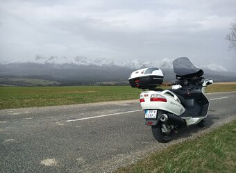 Suzuki Burgman AN 650 - 2