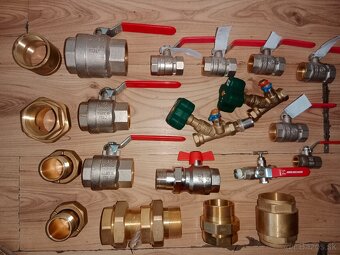 Mosadzné ventily DN 50.DN40,DN25 - 2