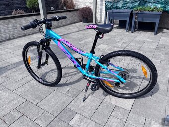 Dievčenský bicykel 24” - 2