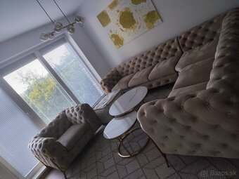 Chesterfield sedacka - 2