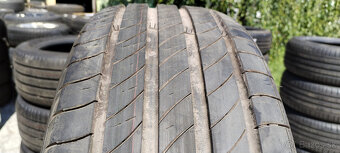 Letné pneu 215/45 R18 --- MICHELIN - 2