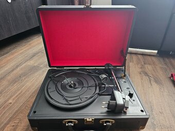 Prenosny gramofon - 2