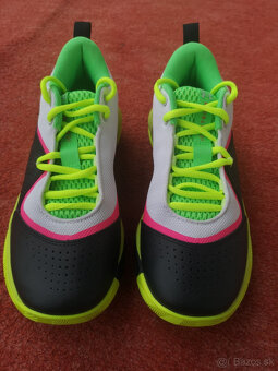 UNDER ARMOUR tenisky veľkosť 36,5 - 2