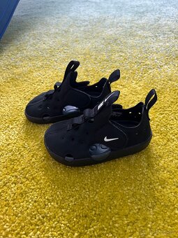 Predám Nike sandálky veľkosť 21 - 2